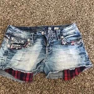Miss Me shorts,  Size 27